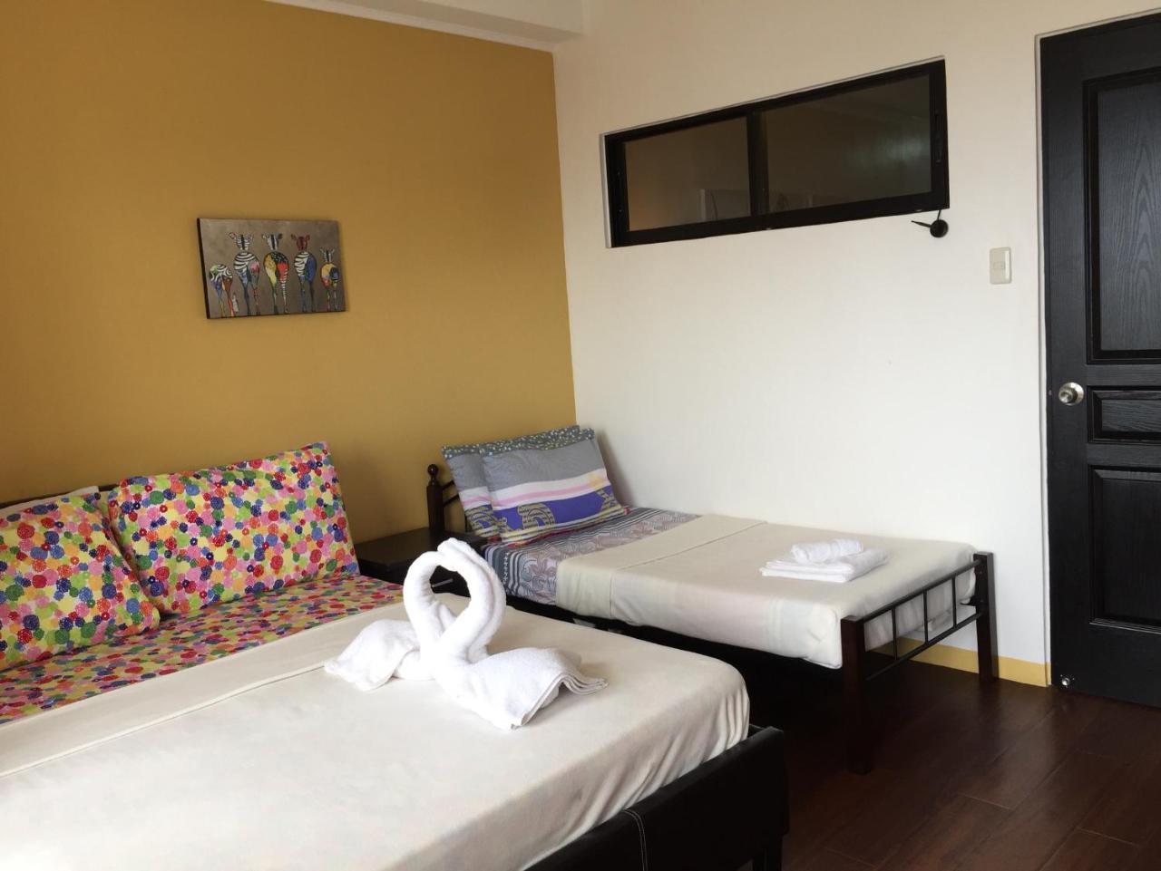 Serena'S House Malate Manila Ngoại thất bức ảnh